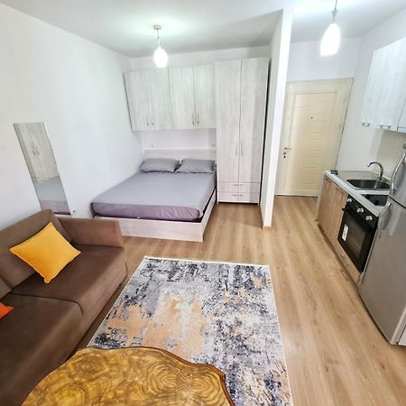Apartament Property Albania 7 Tiranë Ngoại thất bức ảnh