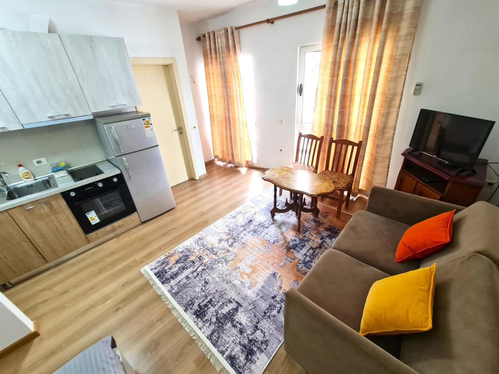 Apartament Property Albania 7 Tiranë Ngoại thất bức ảnh